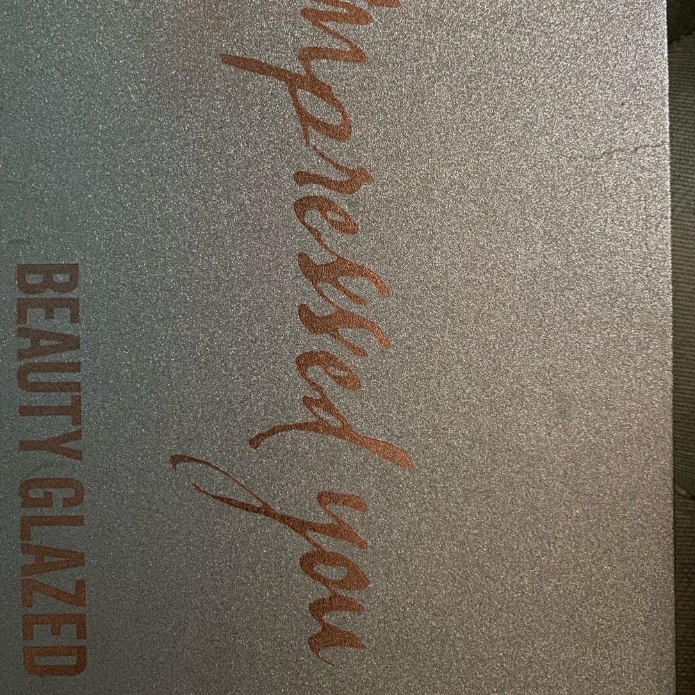 Eyeshadow palette.